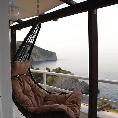 Dream Limnionas (Central Greece)